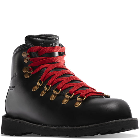 Mountain Pass Black